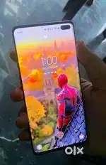 Samsung galaxy s10 plus in excellent condition
