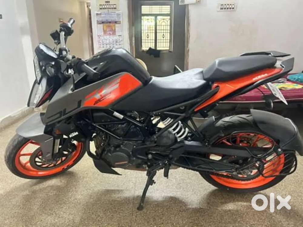 Ktm 2023 model Good condition all company service