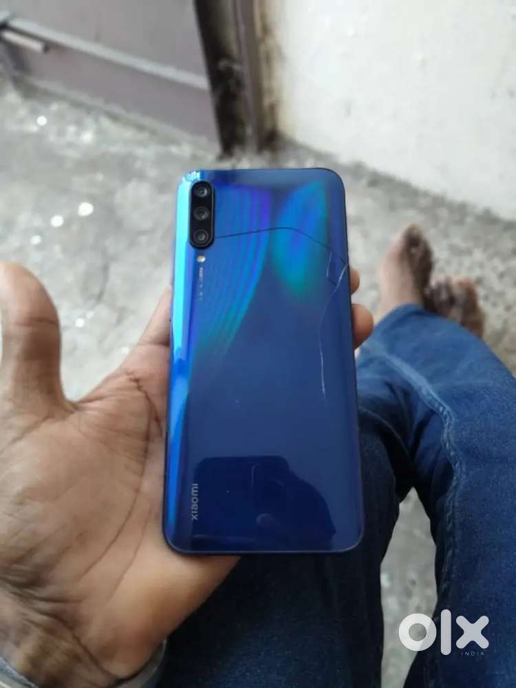 Mi A3 4/64 in display fingerprint scanner only phone available