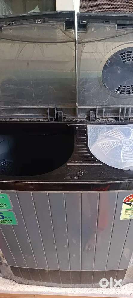 Semi automatic washing machine
