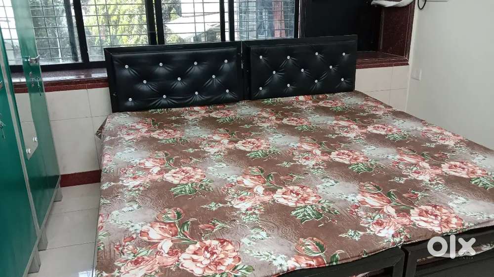 Without brokerage pg flat for female pg in marol naka metro station