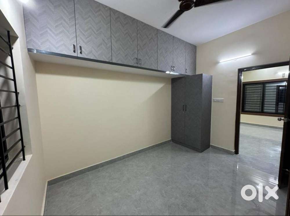 Spacious 2 BHK Apartment for Rent Near Tech Mahindra