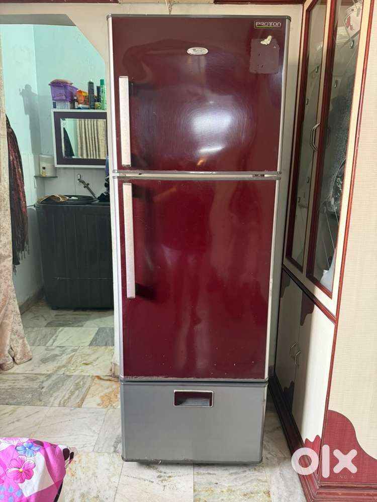 Whirlpool Proton 3-door refrigerator for sale!