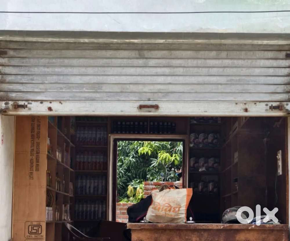 Comercial shop 9*41 for sale with roof