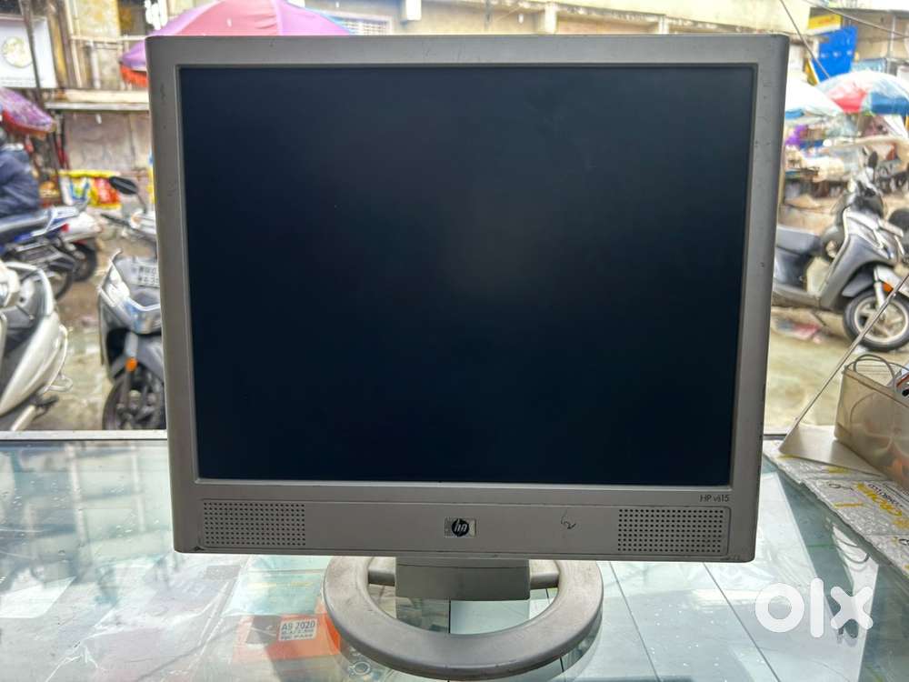 HP Led with lenevo Speakers