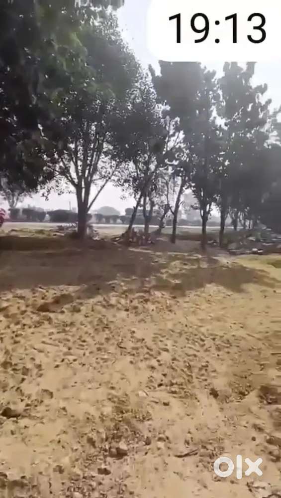 अगर गोदाम के लिए जमीन देख रहे हैं तो यह प्लॉट सबसे बेस्ट है कमर्शियल