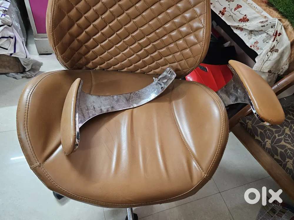 Milan Italian Leatherette Office Chair