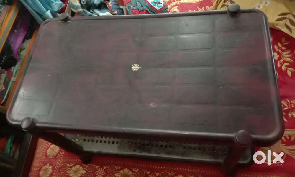 Cello Company Luxury 2 storied table with wheel