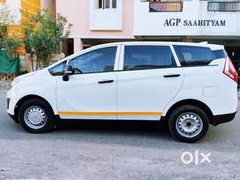 Mahindra Marazzo, 2022, Diesel