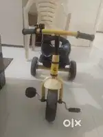 Kids tricycle
