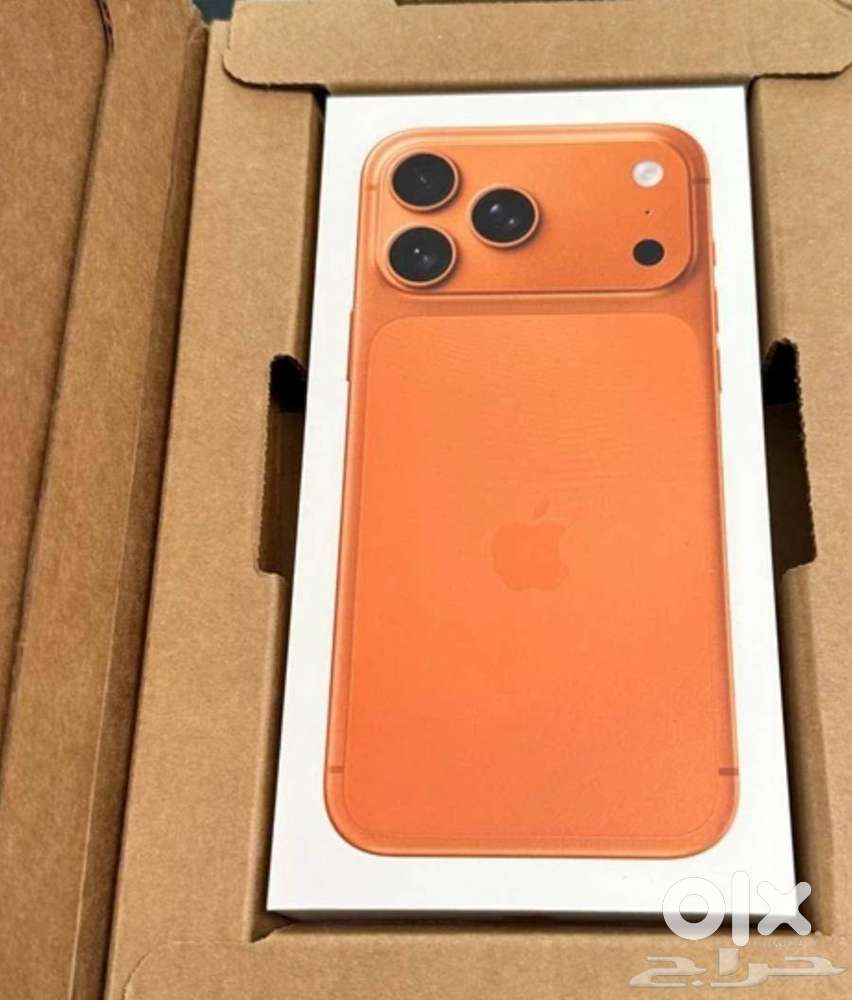 iPhone 17 pro 256gb Dubai comic orange with AP+ 20 days old
