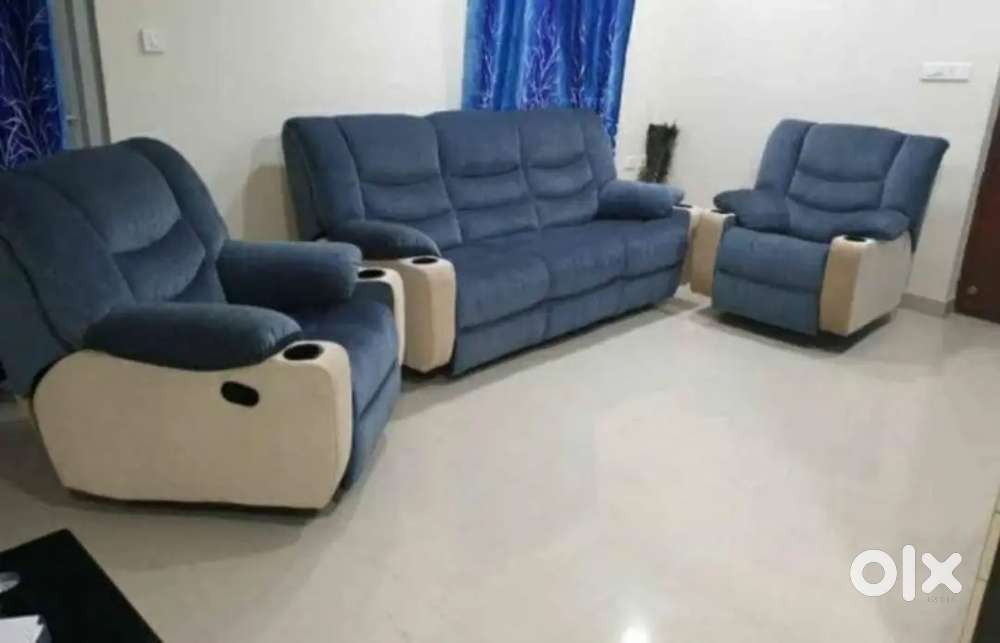 Brand new recliner sofa set in starf furniture