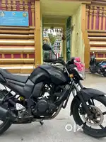 Yamaha FZ-version 1