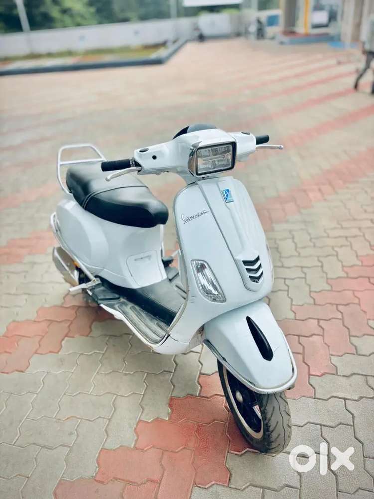 Signal hand draving ladies