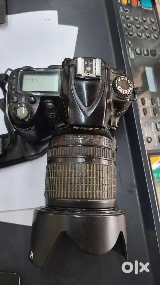 Nikon D90, Nikon 7000