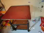 Tv table in good condition