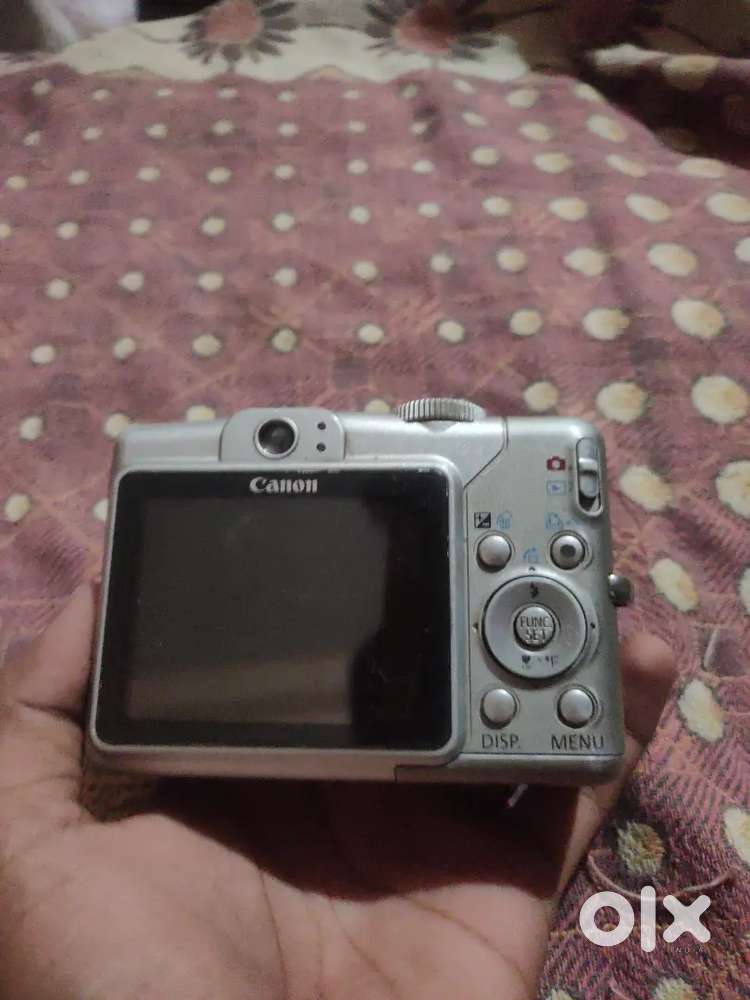 Toys best quality camera and it was very good five star five star rati