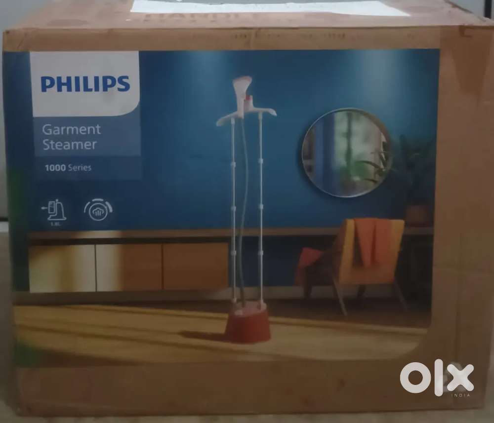 Philips Garment Steamer, Perfect Condition, Quick & Wrinkle Removal