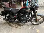 Royal Enfield Stealth Black 2024
