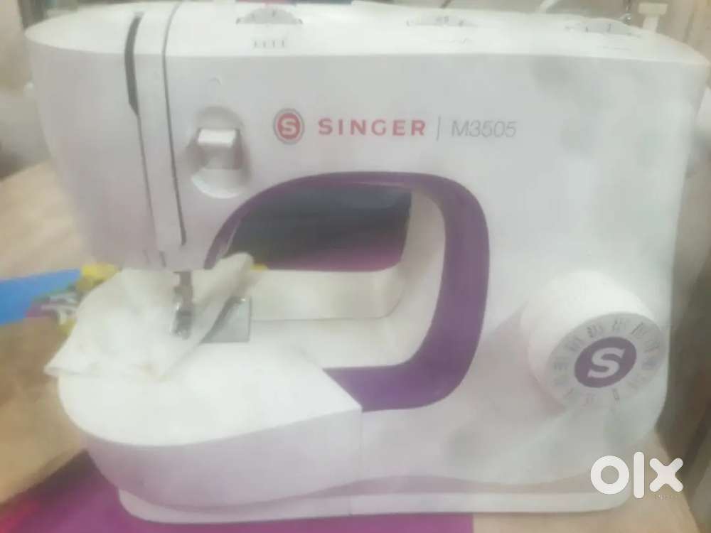 Singer M3505 embraidary pico zigzac machine