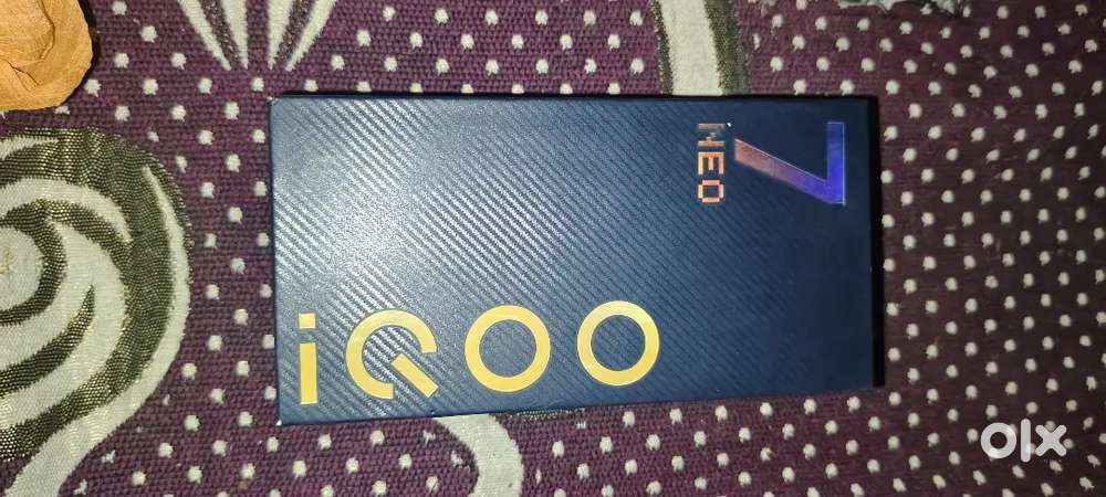 iQoo Neo 7 pro 12 256  8+ Gen1 charger what 120 5000 battery