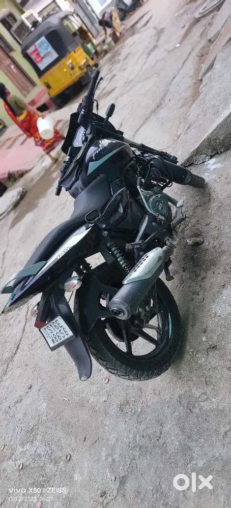 Pulsar 125 2020 model BS4.all paper clear