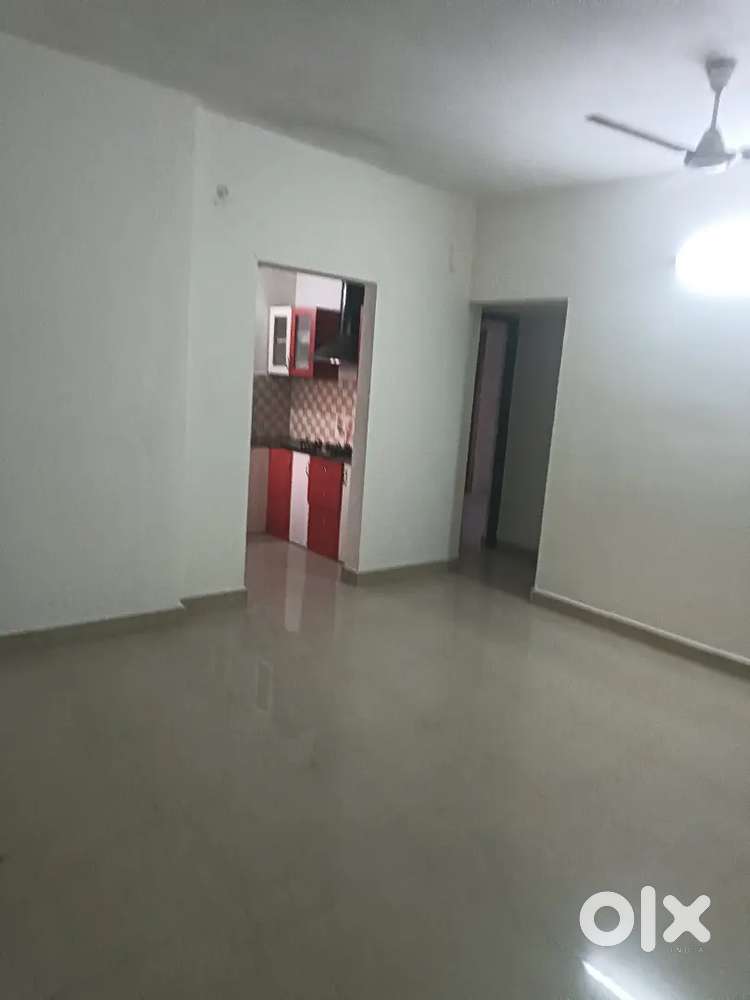 2 bhk for lease in Pallavaram  for 10 lakhs