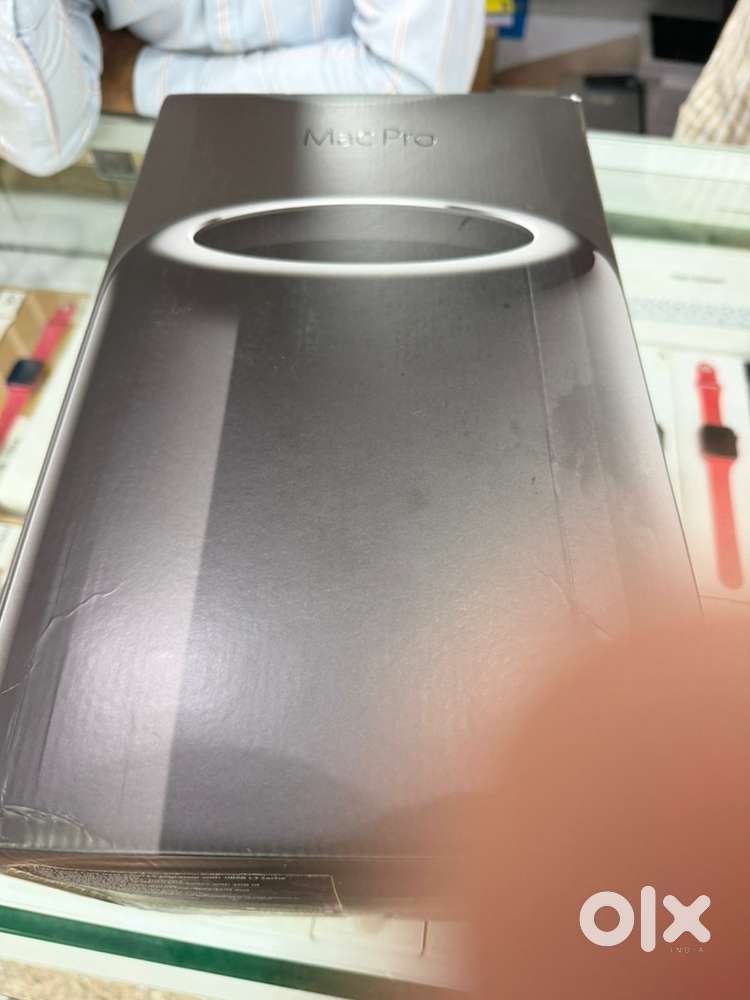 apple mac pro. 12gb 256gb. bew sela pack mrp 249900. selling. 59900