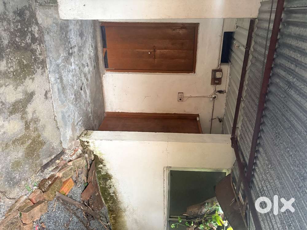 Room kitchen bathroom