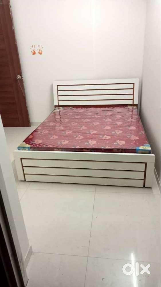 NEW QUEEN SIZE BOX STORAGE BED IN FACTORY PRICE