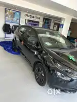 Tata Altroz 2023 Petrol 14000 Km Driven