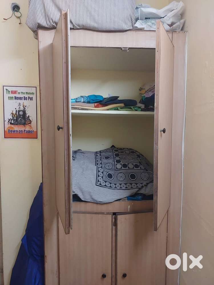 Single bachelor room for rent