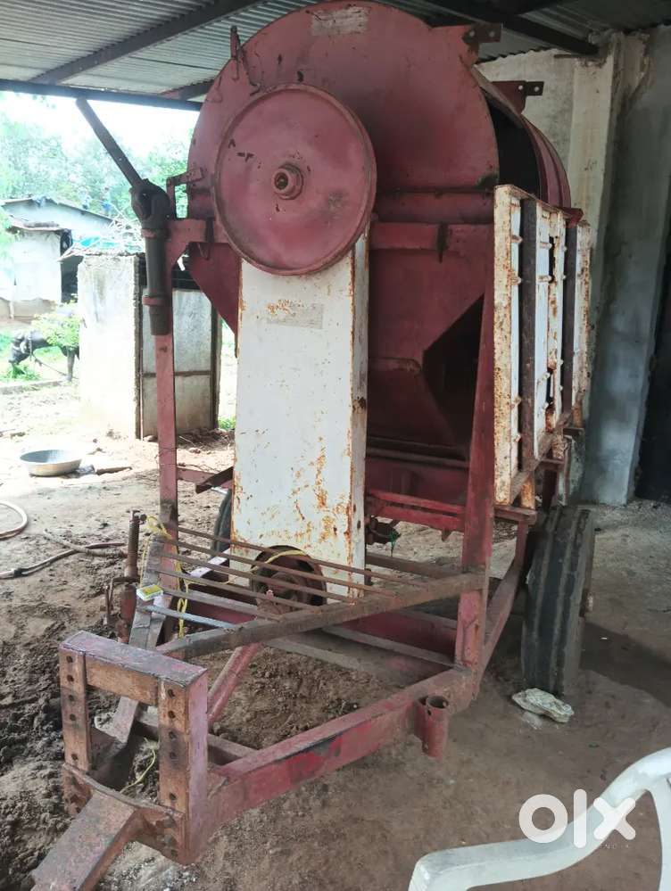 Tractor Thresure