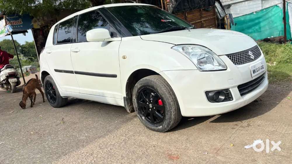 Maruti Suzuki Swift 2010 Petrol 85000 Km Driven