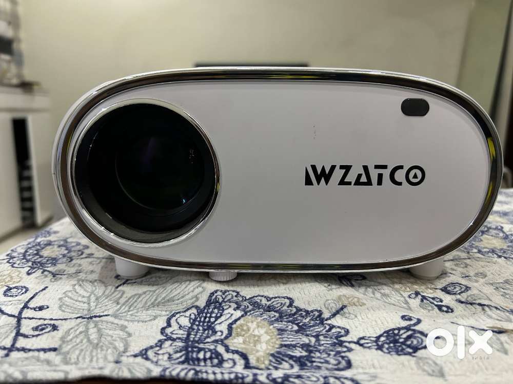 Wzatco Projector
