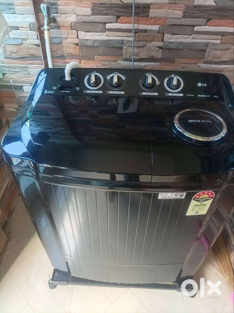 LG Semi-Automatic Washing machine