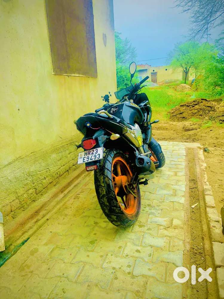 Yamaha Fazer full documents neat and clean bike