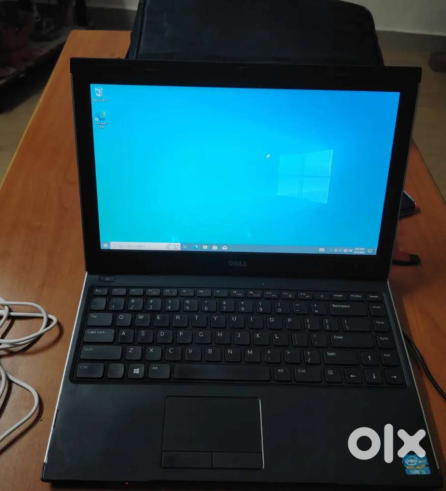 Dell laptop for sale.