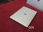 Apple 2019 Laptop i5/8/128gb 13inch Retina Display