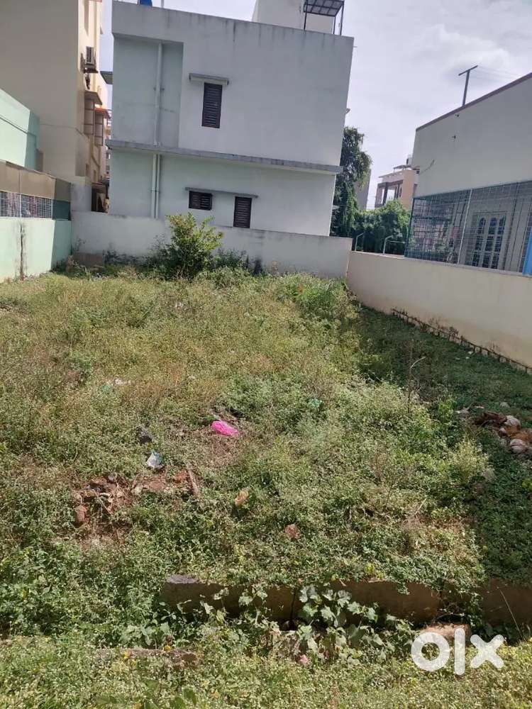 West facing 50*30 site for sale