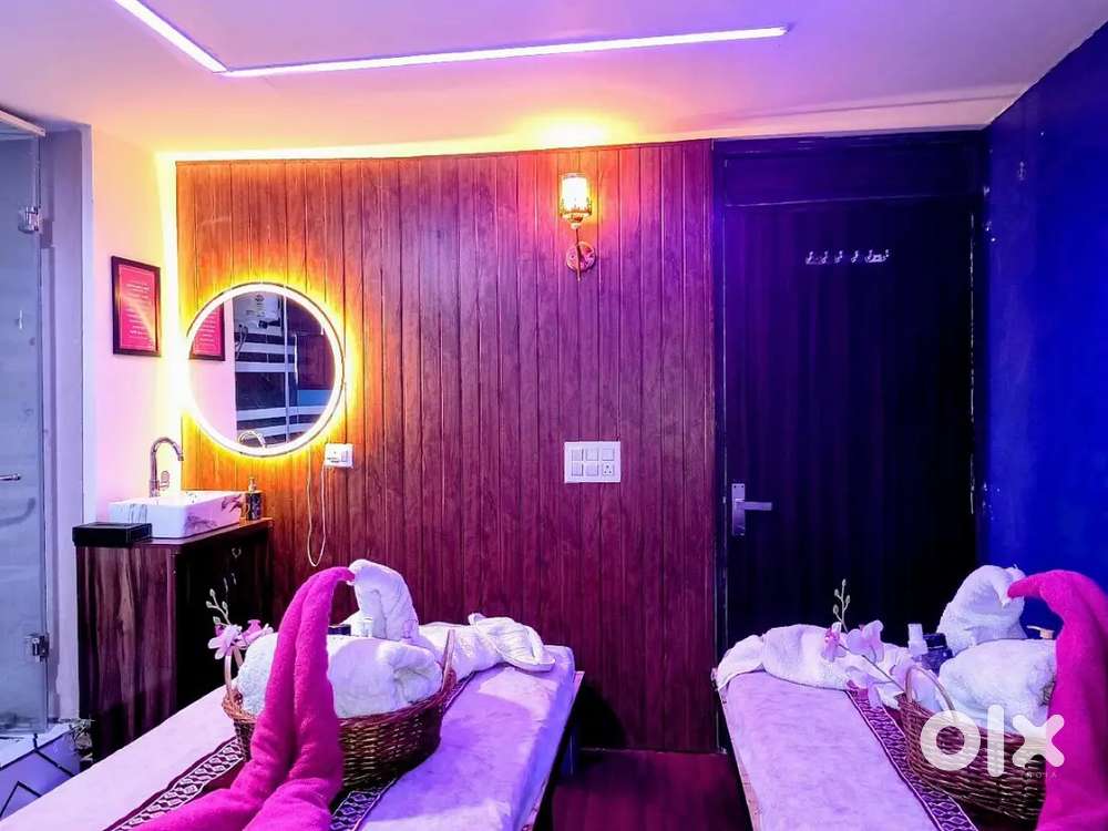 Massage parlour only female requirement