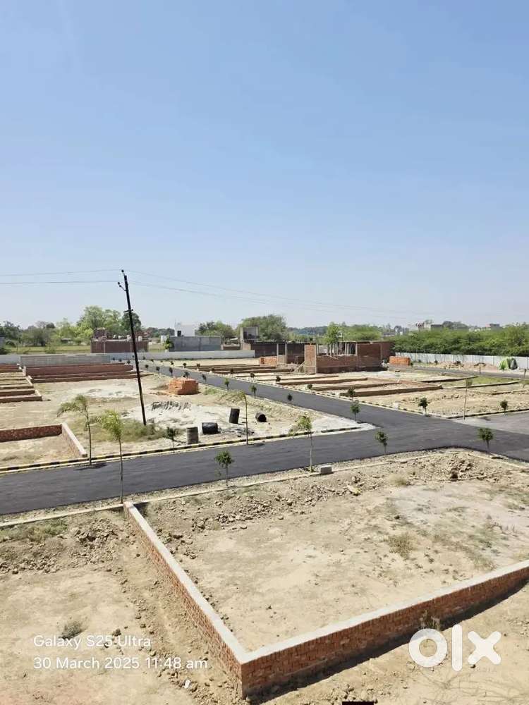 बहुत प्राइम लोकेशन पर प्लॉट ले सुल्तानपुर रोड घर बनवा के रहने योग्य