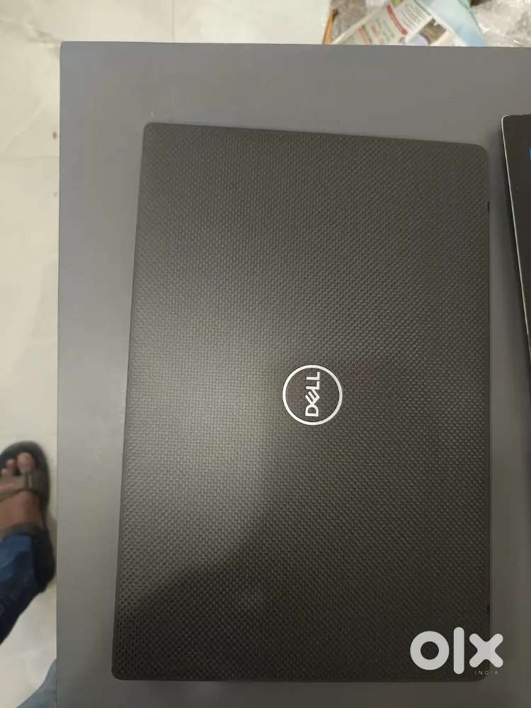 Laptop repair service