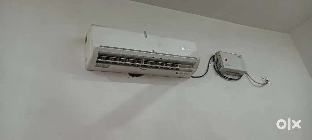 Rarely Used IFB SPLIT INVERTER AC WITH UPS TECH.