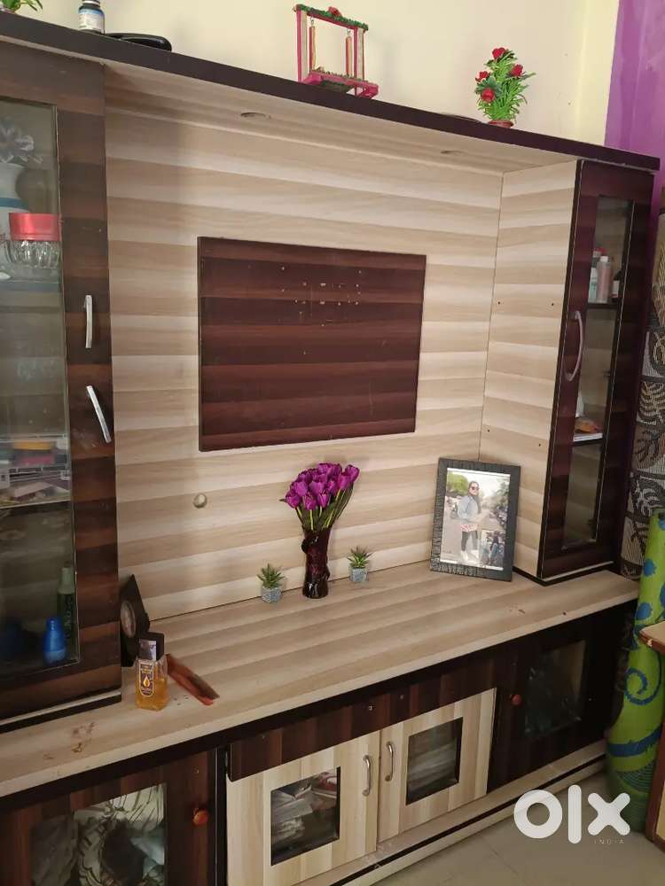 TV cabinet