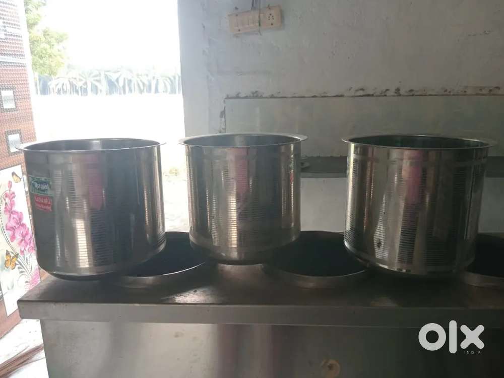 Tandoori machine and curry warmer