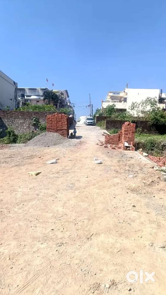 Plot for sale at Sahastradhara Road