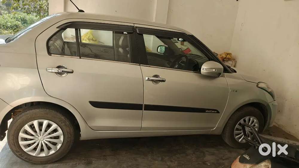 Maruti Suzuki Swift Dzire 2016 Diesel 70100 Km Driven