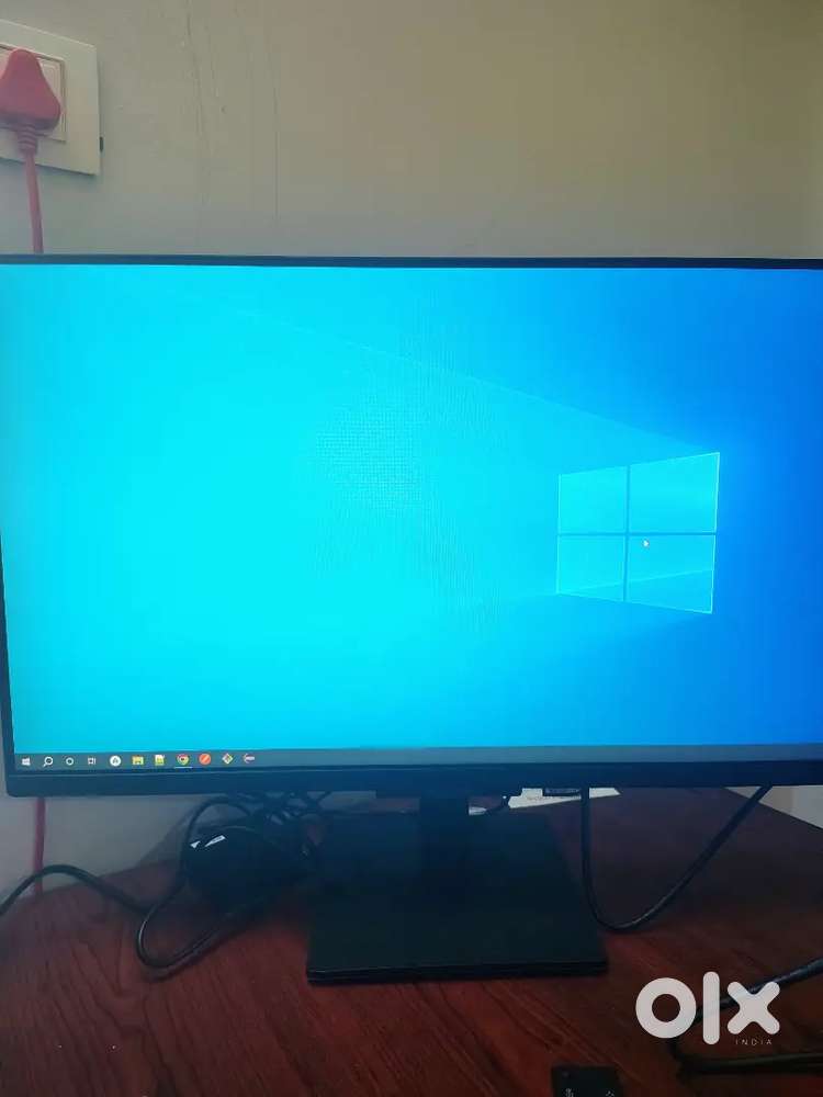 Brand new Samsung Smart Monitor M5 27 inch