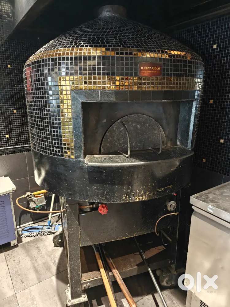 Pizza oven